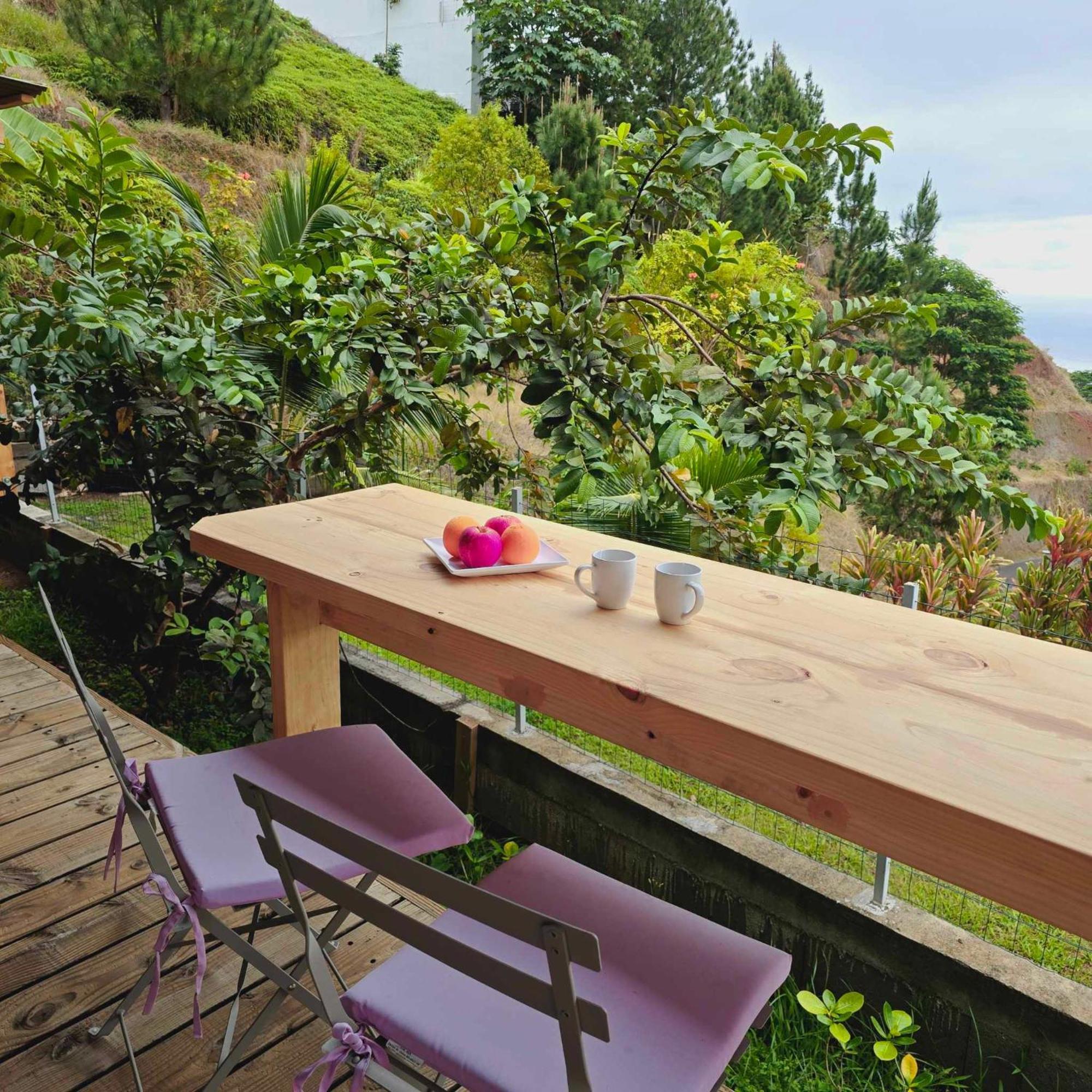 Fare Toahana, Accommodation With A Ocean View Faaa Buitenkant foto